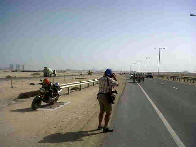 Graham Watson takes photo, Tour of Qatar 2012
