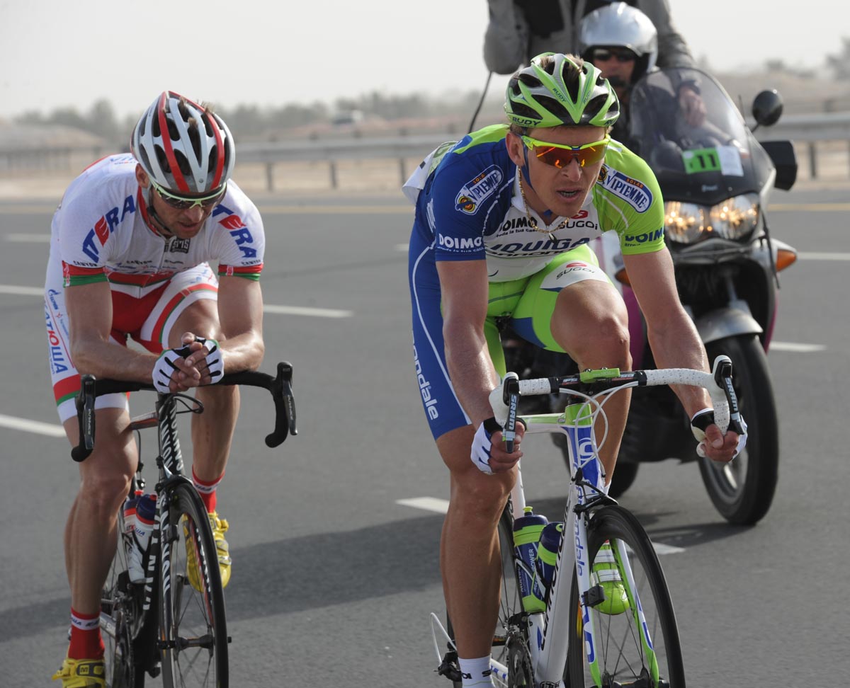 Kychynski and Bodnar escape, Tour of Qatar 2012, stage five