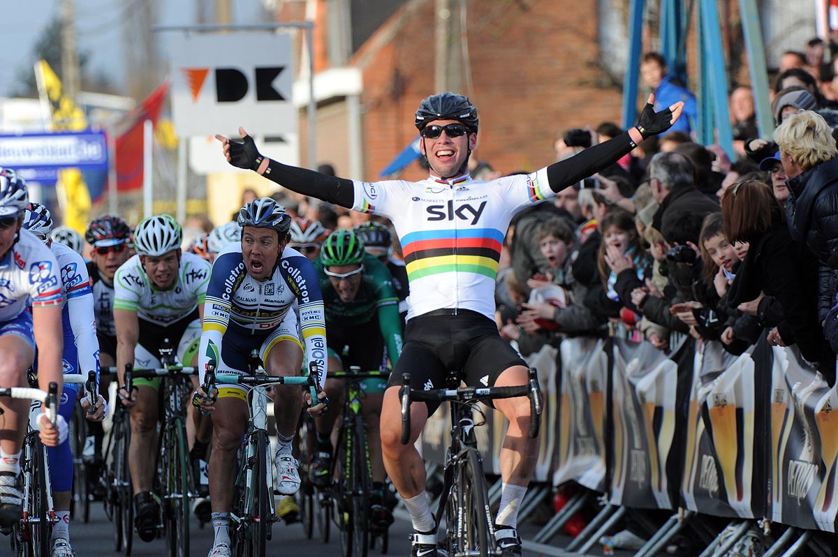 Mark Cavendish wins Kuurne-Brussels-Kuurne