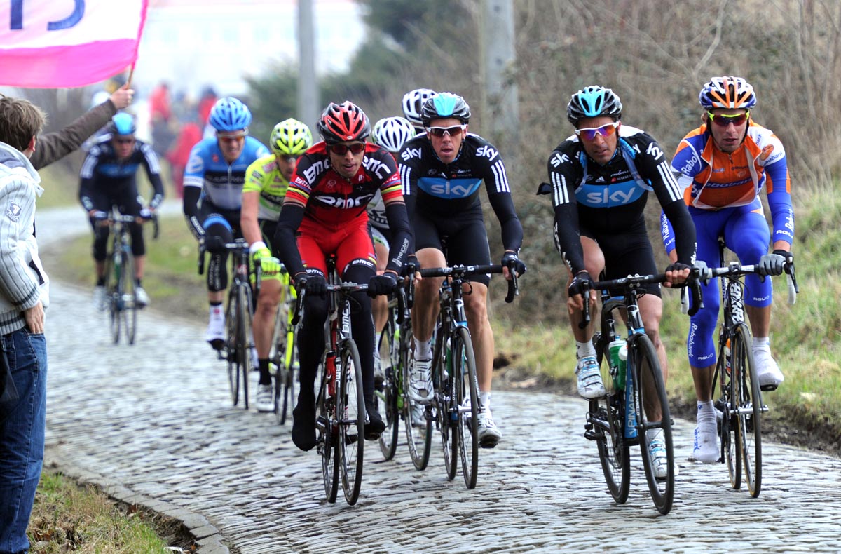 Juan Antonio Flecha chases, Kuurne-Brussels-Kuurne 2012