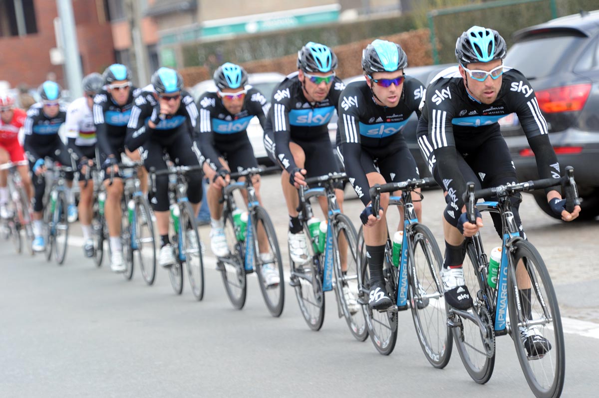 Sky take up the chase, Kuurne-Brussels-Kuurne 2012