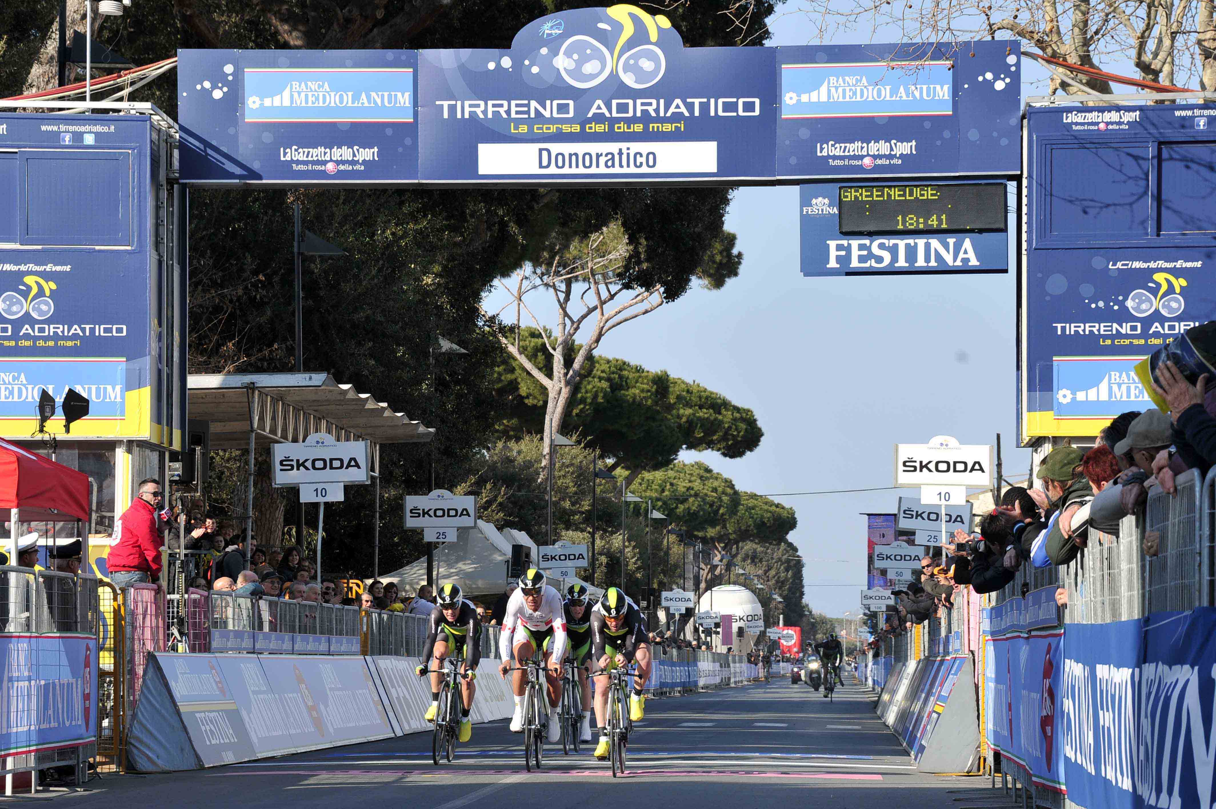GreenEdge finish, Tirreno-Adriatico 2012, stage one TTT GreenEdge finish, Tirreno-Adriatico 2012, stage one TTT