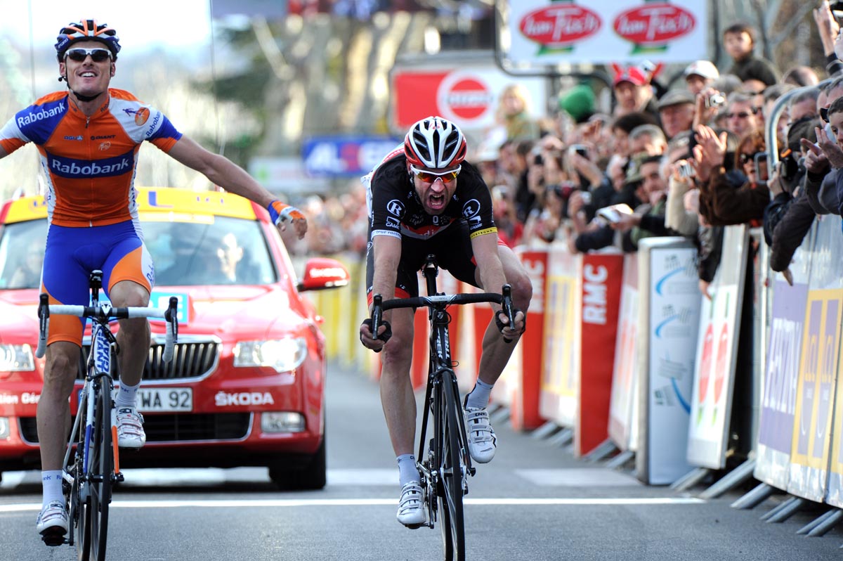 Luis Leon Sanchez pips Jens Voigt on the line, Paris-Nice 2012, stage six Luis Leon Sanchez pips Jens Voigt on the line, Paris-Nice 2012, stage six