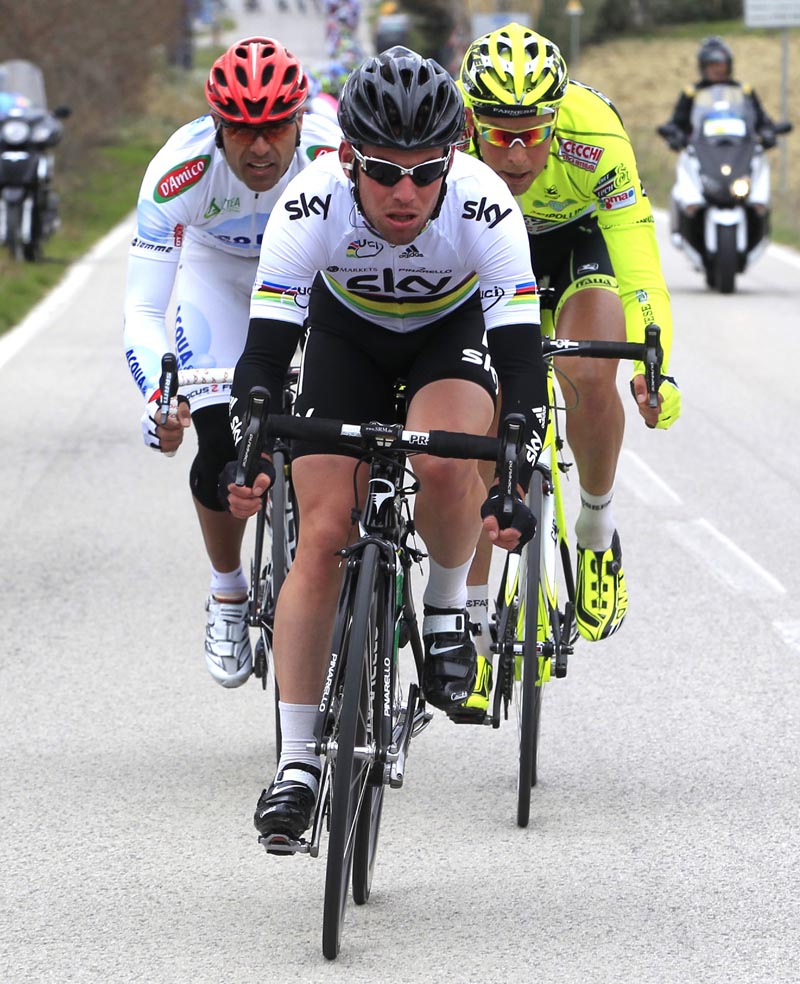 Mark Cavendish attacks, Tirreno-Adriatico 2012, stage six