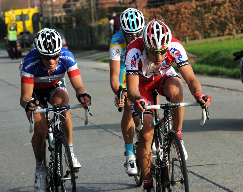 Sylvain Chavanel escapes, E3 Prijs Vlaanderen-Harelbeke 2012