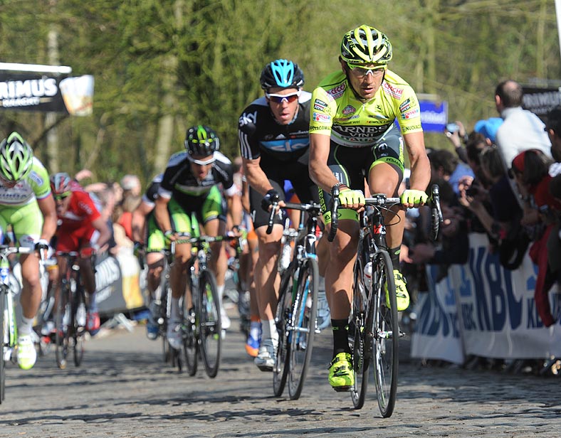 Filippo Pozzato leads on Kemmelberg, Ghent-Wevelgem 2012