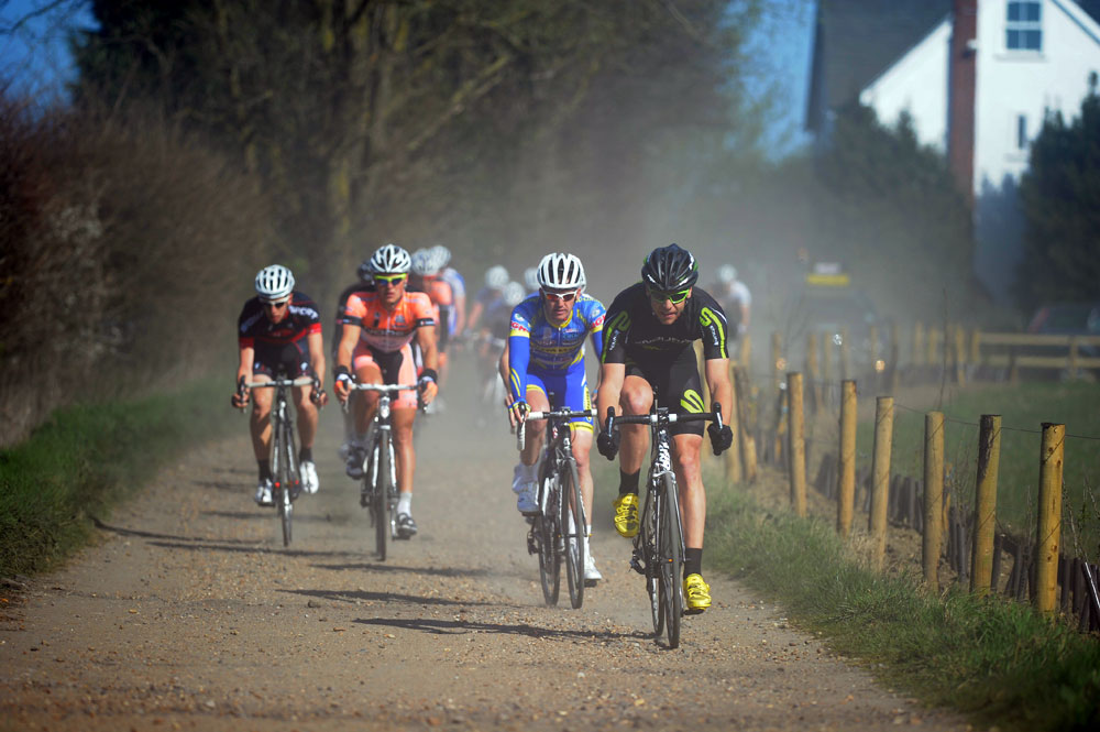 Alexandre Blain in lead group, Maldon Dengie Tour 2012