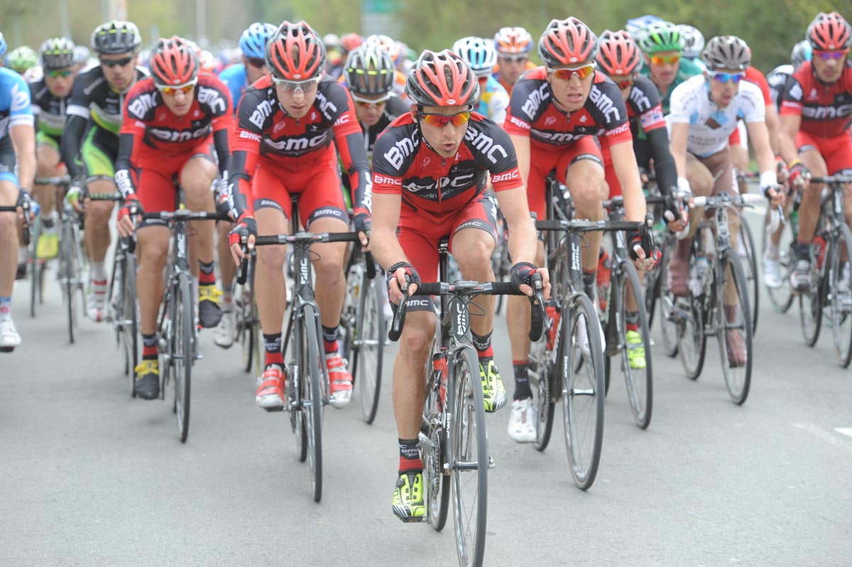 BMC Racing chase, Paris-Roubaix 2012