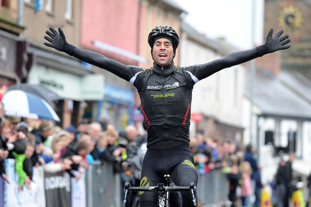 Jonny McEvoy wins, Tour DoonHame 2012, stage three