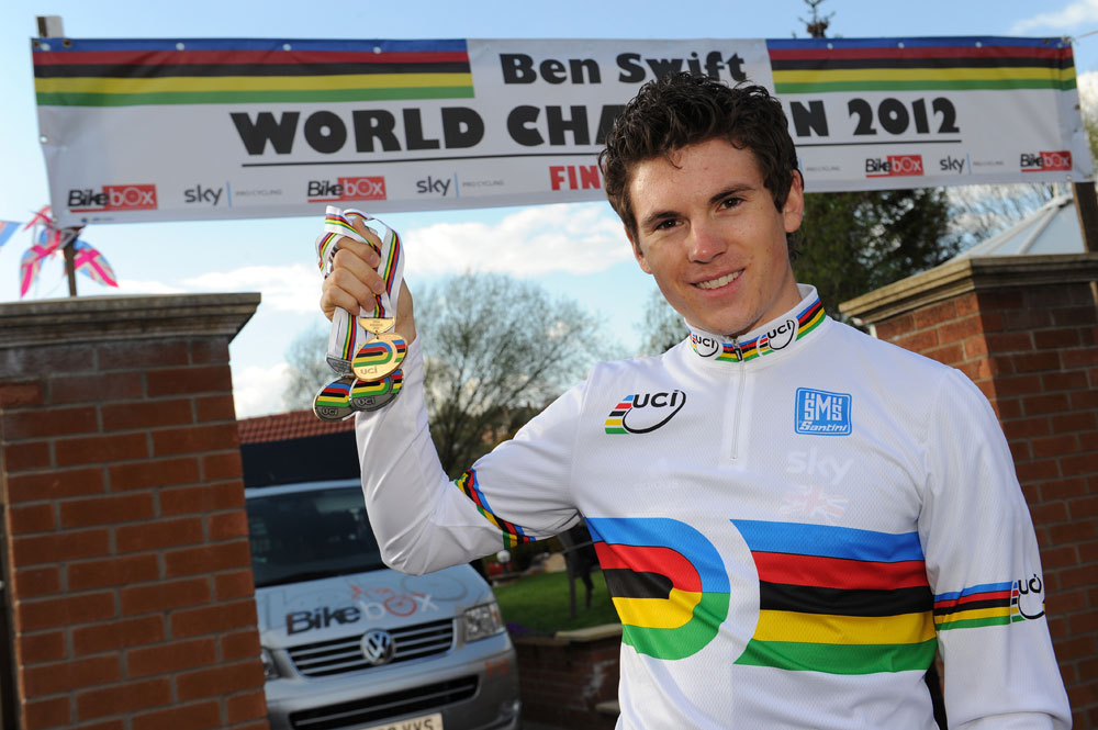Ben Swift shows off his medals, Ben Swift homecoming, 10 April 2012 Ben Swift shows off his medals, Ben Swift homecoming, 10 April 2012