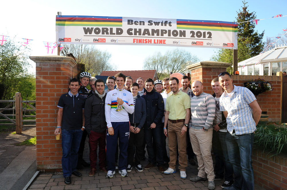Ben Swift with local riders, Ben Swift homecoming, 10 April 2012