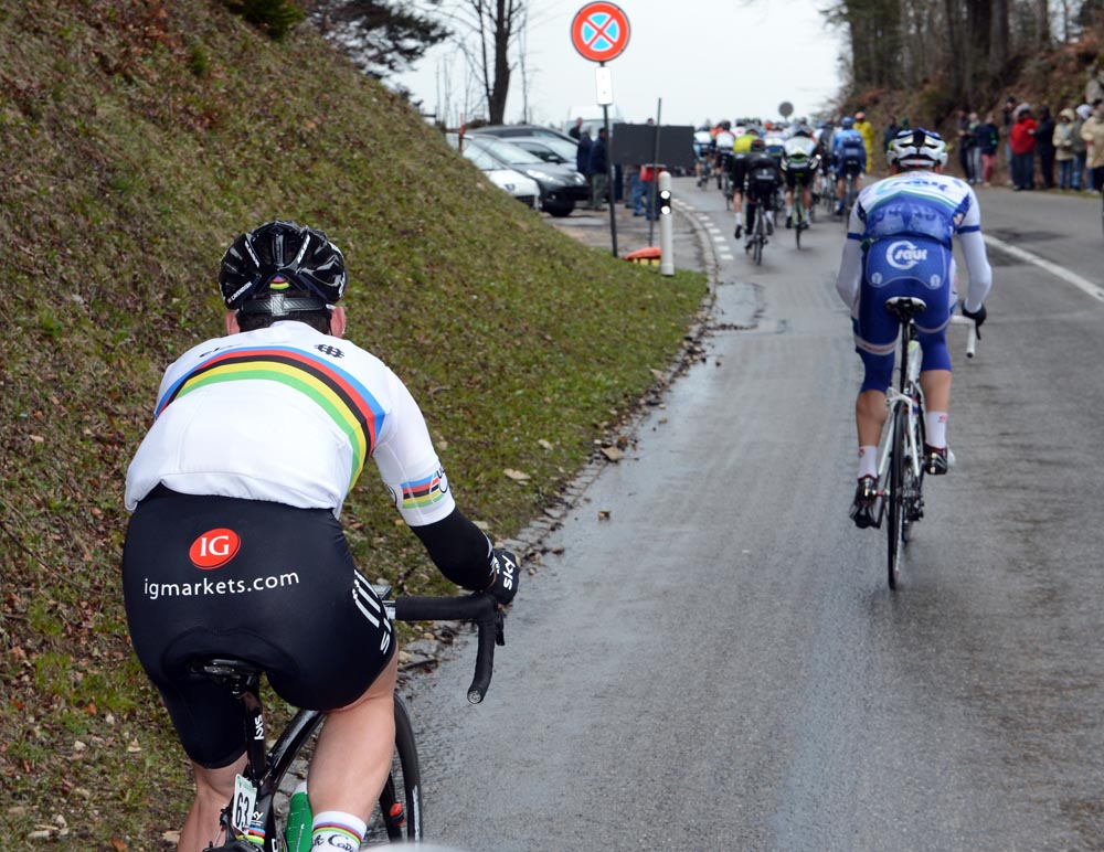 Mark Cavendish falls behind on climb, Tour de Romandie 2012, stage one