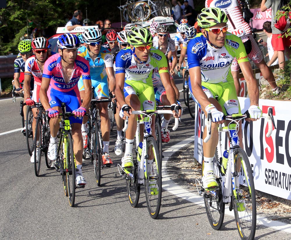 Ivan Basso chases, Giro d'Italia 2012, stage eight