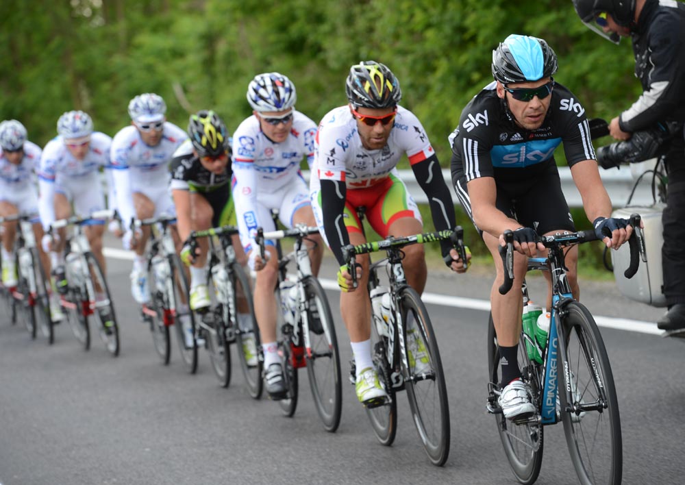 Jeremy Hunt chases, Giro d'Italia 2012, stage nine