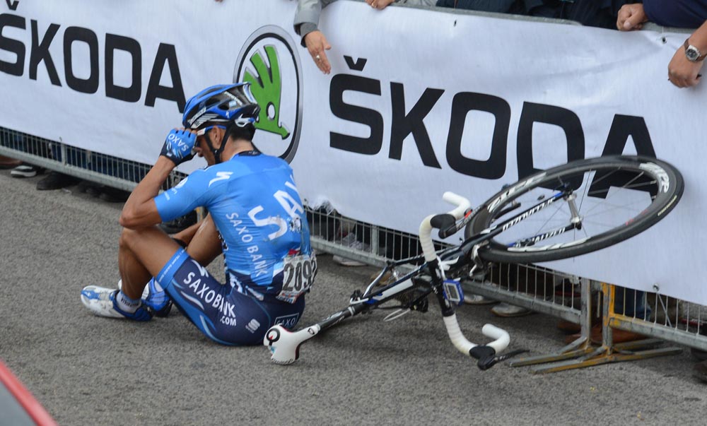 Lucas Haedo in crash, Giro d'Italia 2012, stage nine
