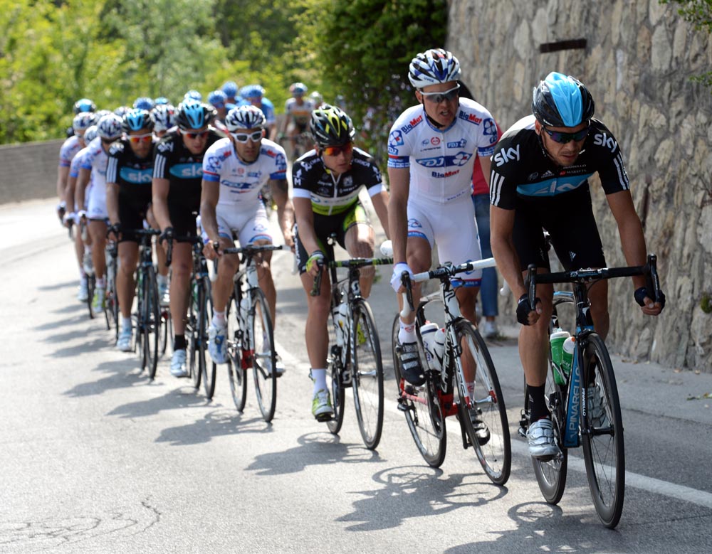 Jeremy Hunt chases, Giro d'Italia 2012, stage 13