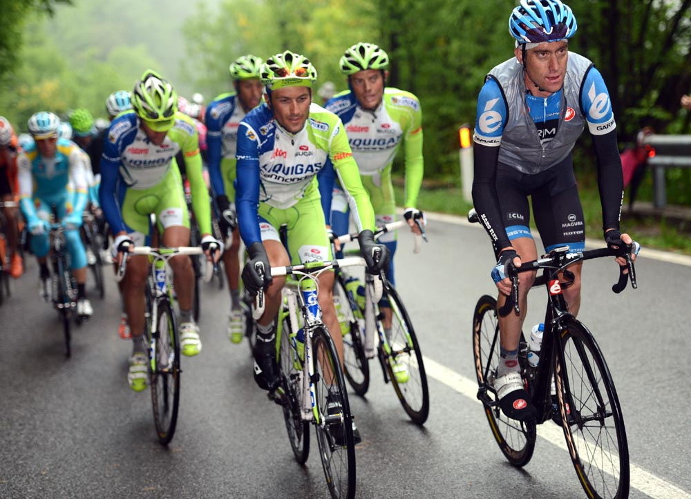 Vande Velde chases, Giro d'Italia 2012, stage 15