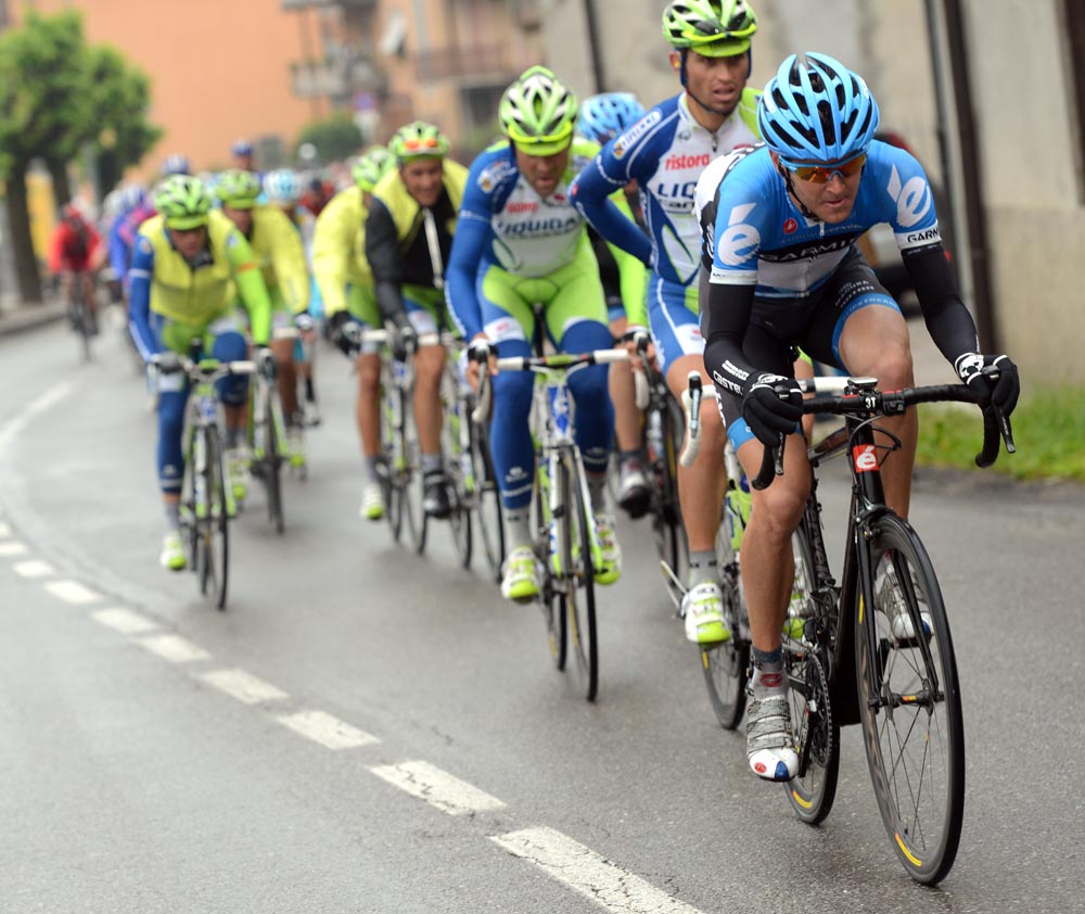 Peter Stetina chases, Giro d'Italia 2012, stage 15