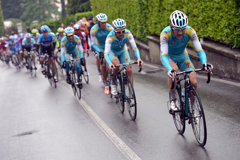 Astana chase, Giro d'Italia 2012, stage 15