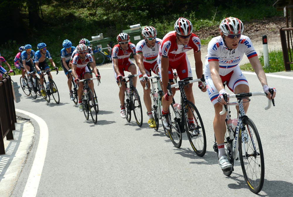 Katusha chases, Giro d'Italia 2012, stage 19
