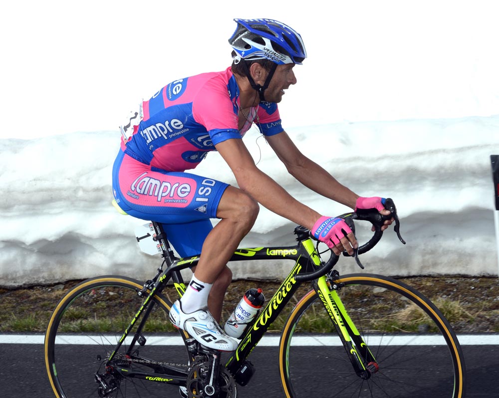 Scarponi escapes on Stelvio, Giro d'Italia 2012, stage 20