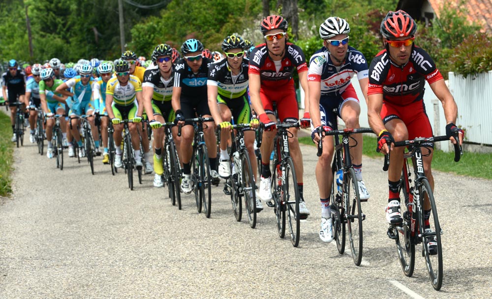 Quinziato chases, Criterium du Dauphine 2012, stage one