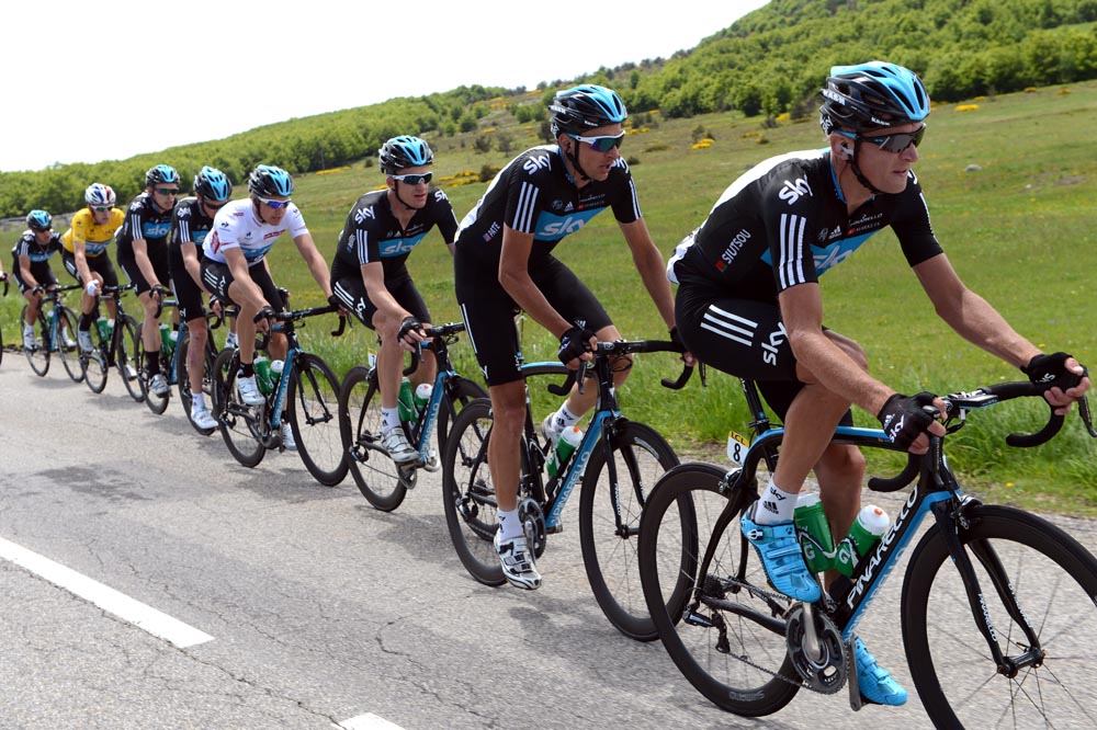 Kanstantin Sivtsov and Sky head bunch, Criterium du Dauphine 2012, stage two