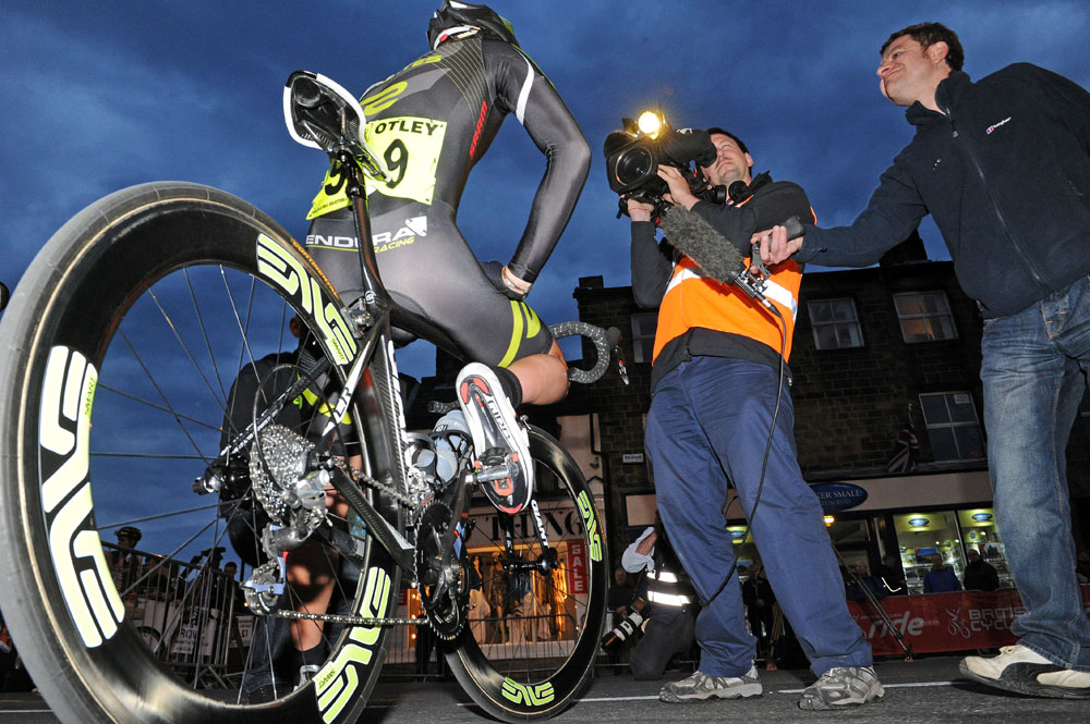 Scott Thwaites talks to BBC, Otley Crits and Circuit Race National Champs 2012