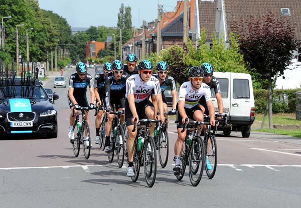 Drag to finish in Seraing, Tour de France 2012, stage one recce ride