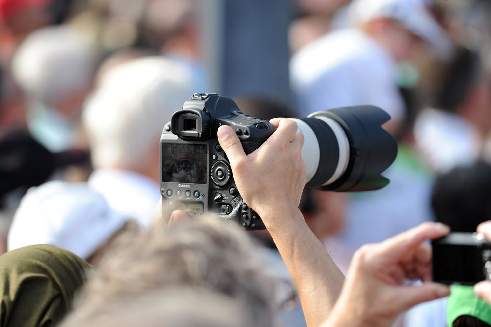 Camera in the crowd, Tour de France 2012 presentation