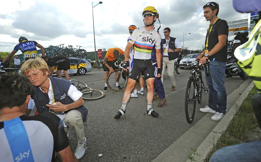 Mark Cavendish crashes, Tour de France 2012, stage four Mark Cavendish crashes, Tour de France 2012, stage four