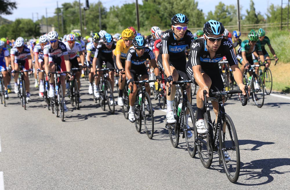 Team Sky on front, Tour de France 2012, stage 12