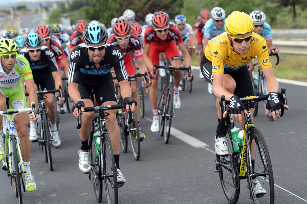 Bradley Wiggins in the wind, Tour de France 2012, stage 13