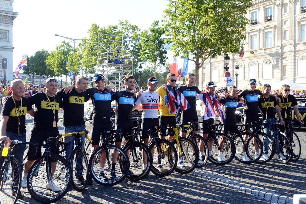 Team Sky celebrate, Tour de France 2012, stage 20