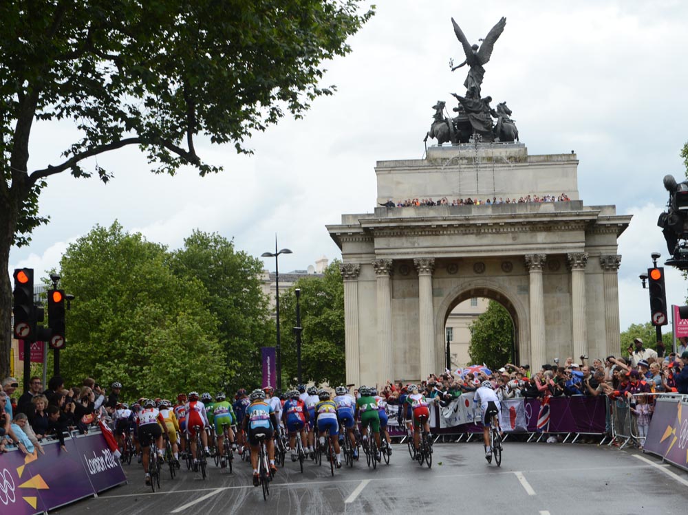 london12-womenrr-wellington arch.jpg Wellington Arch, London 2012 Olympics, women's road race