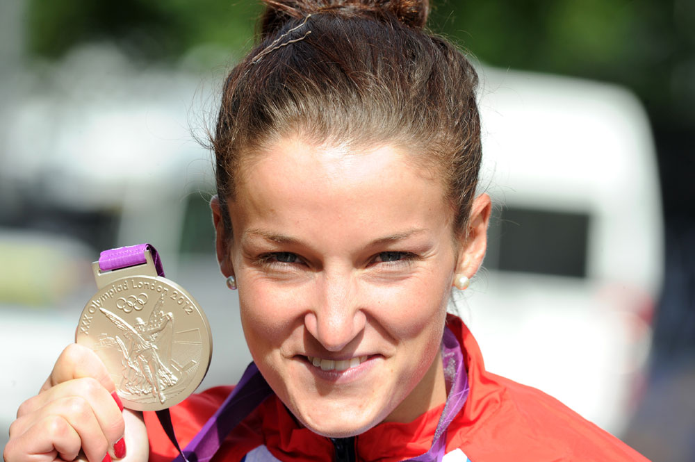 london12-womenrr-Armitstead-8.jpg Lizzie Armitstead and silver medal, London 2012 Olympics, women's road race