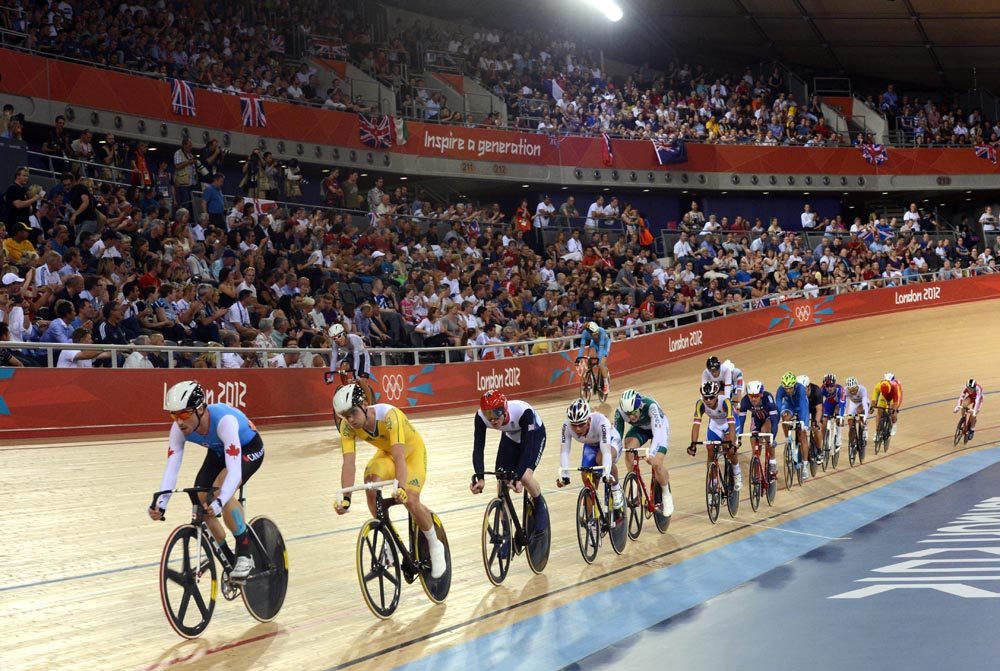 Men's omnium 15km scratch race, London 2012 Olympic Games, track day four evening session