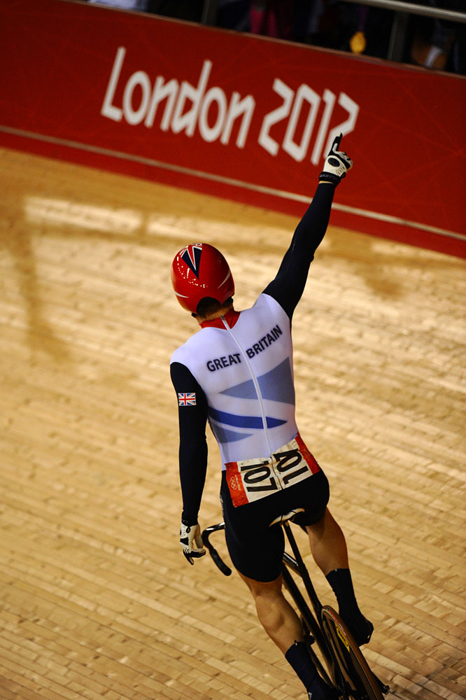 Jason Kenny wins sprint, London 2012 Olympic Games, track day five