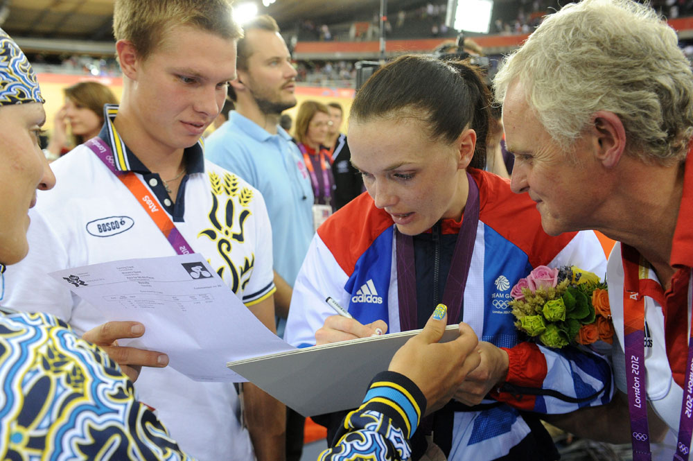 Victoria Pendleton signs autographs, London 2012 Olympic Games, track day six