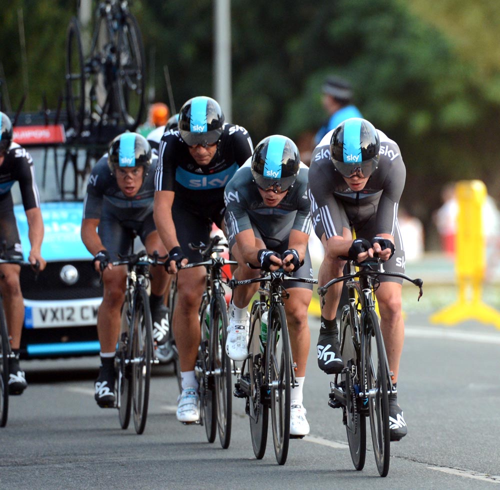Chris Froome on front with Team Sky, Vuelta a Espana 2012, stage one team time trial