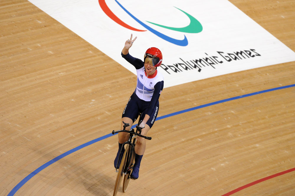 Sarah Storey celebrates, London 2012 Paralympic Games track day one