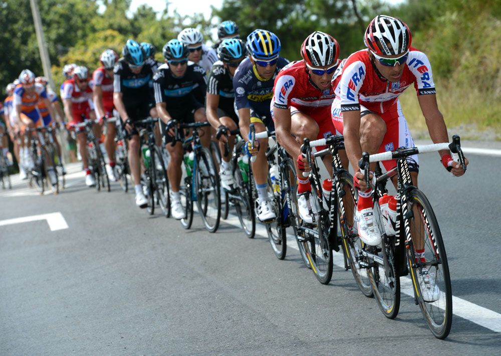 Katusha chases, Vuelta a Espana 2012, stage 12