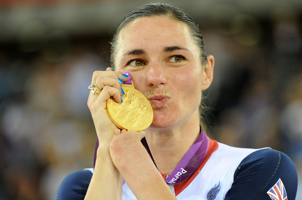 para12-track-day1pm-Storey-&-Medal-2.jpg Sarah Storey and individual pursuit gold medal, London 2012 Paralympic Games, track day one afternoon