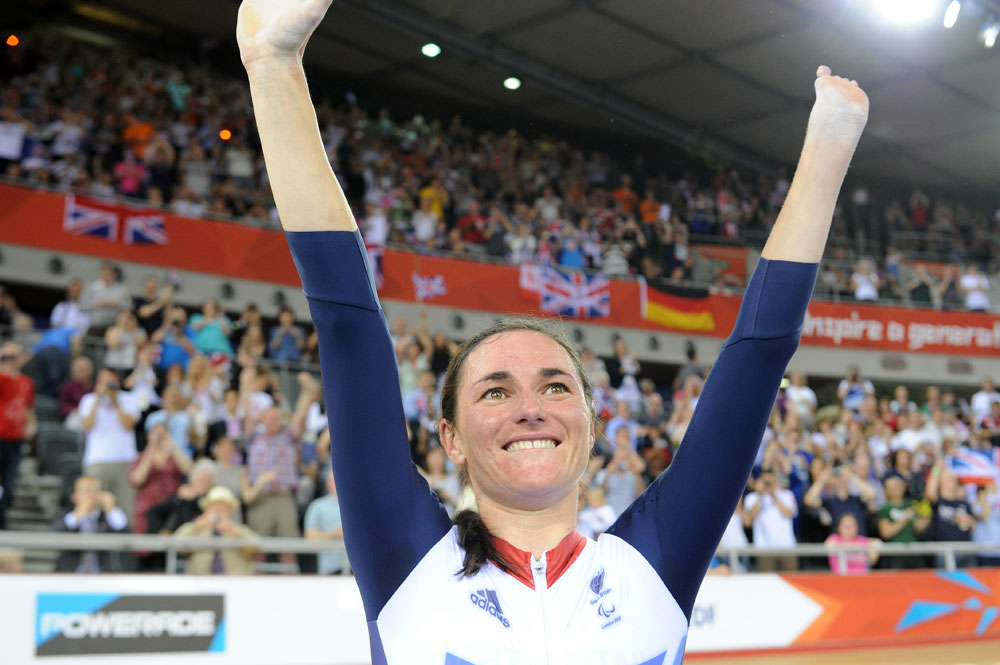 para12-track-day1pm-Storey-celebrates-8.jpg Sarah Storey wins individual pursuit, London 2012 Paralympic Games, track day one afternoon