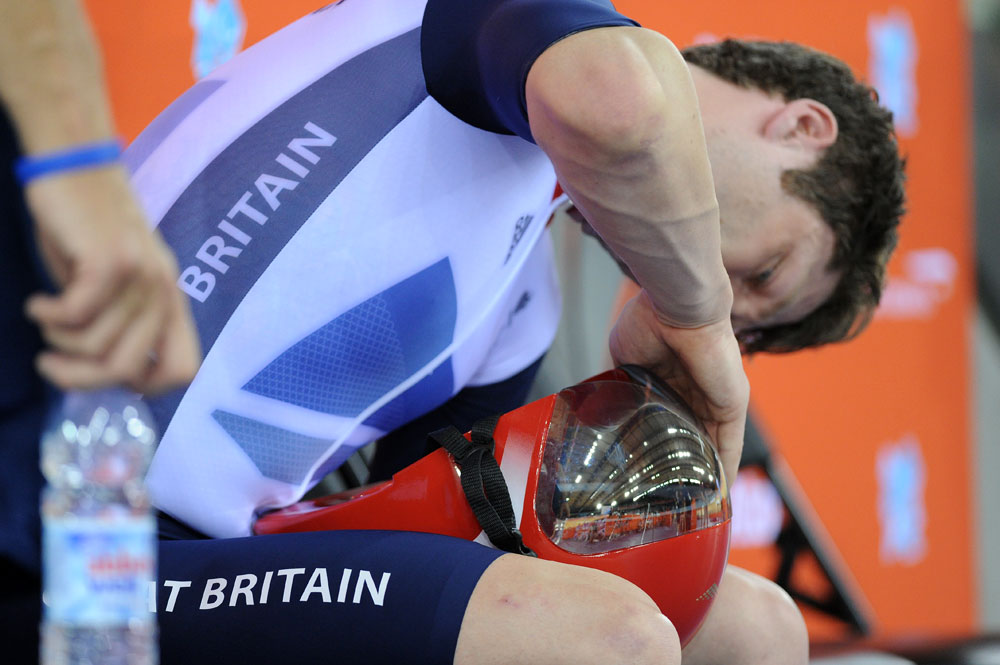 para12-track3-am-Butterworth-prepares.jpg Jon-Allan Butterworth gets ready, London 2012 Paralympic Games, track cycling day three, morning