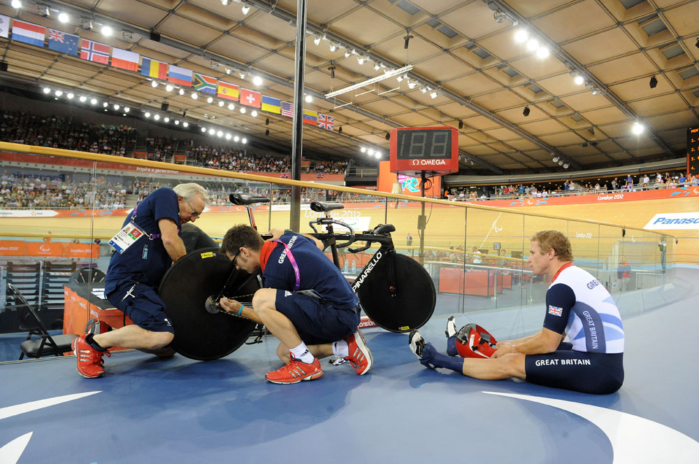 Wheel trouble, London 2012 Paralympic Games, track cycling day three, morning