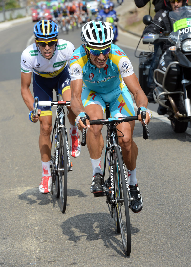 Paolo Tiralongo and Alberto Contador, Vuelta a Espana 2012, stage 17