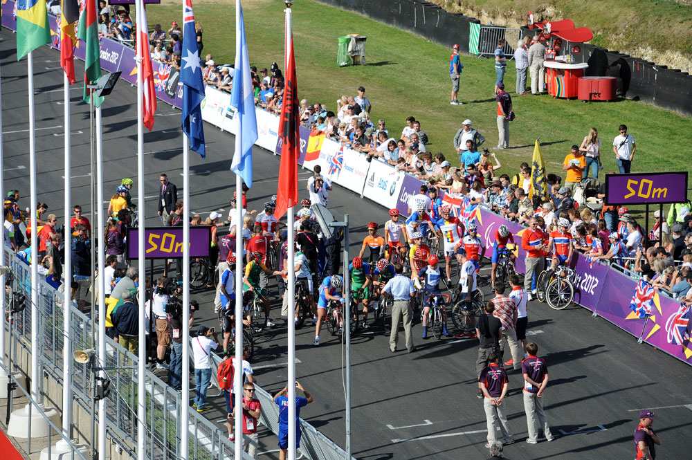 Men's C4-5 road race start, London 2012 Paralympic Games, road cycling day two