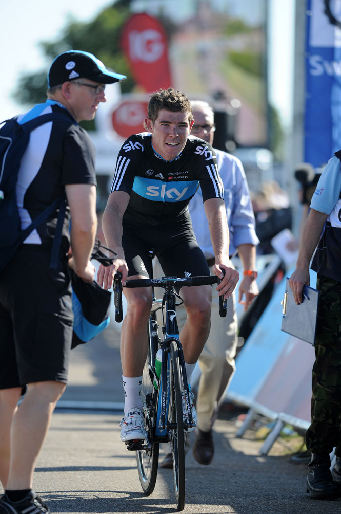 Luke Rowe rolls to podium, Tour of Britain 2012, stage one