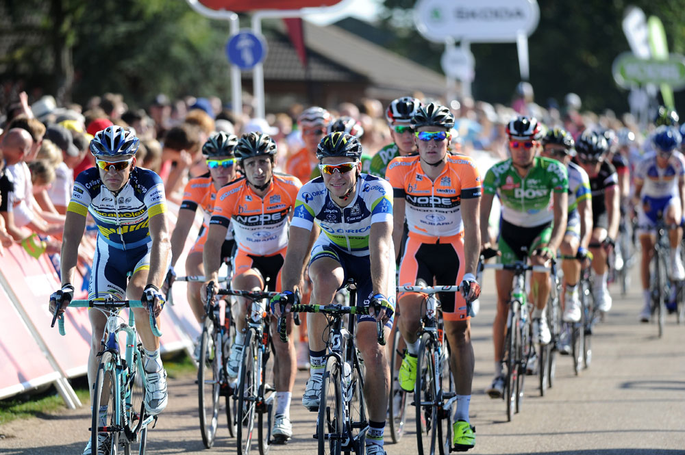 Peloton roll in, Tour of Britain 2012, stage one Peloton roll in, Tour of Britain 2012, stage one